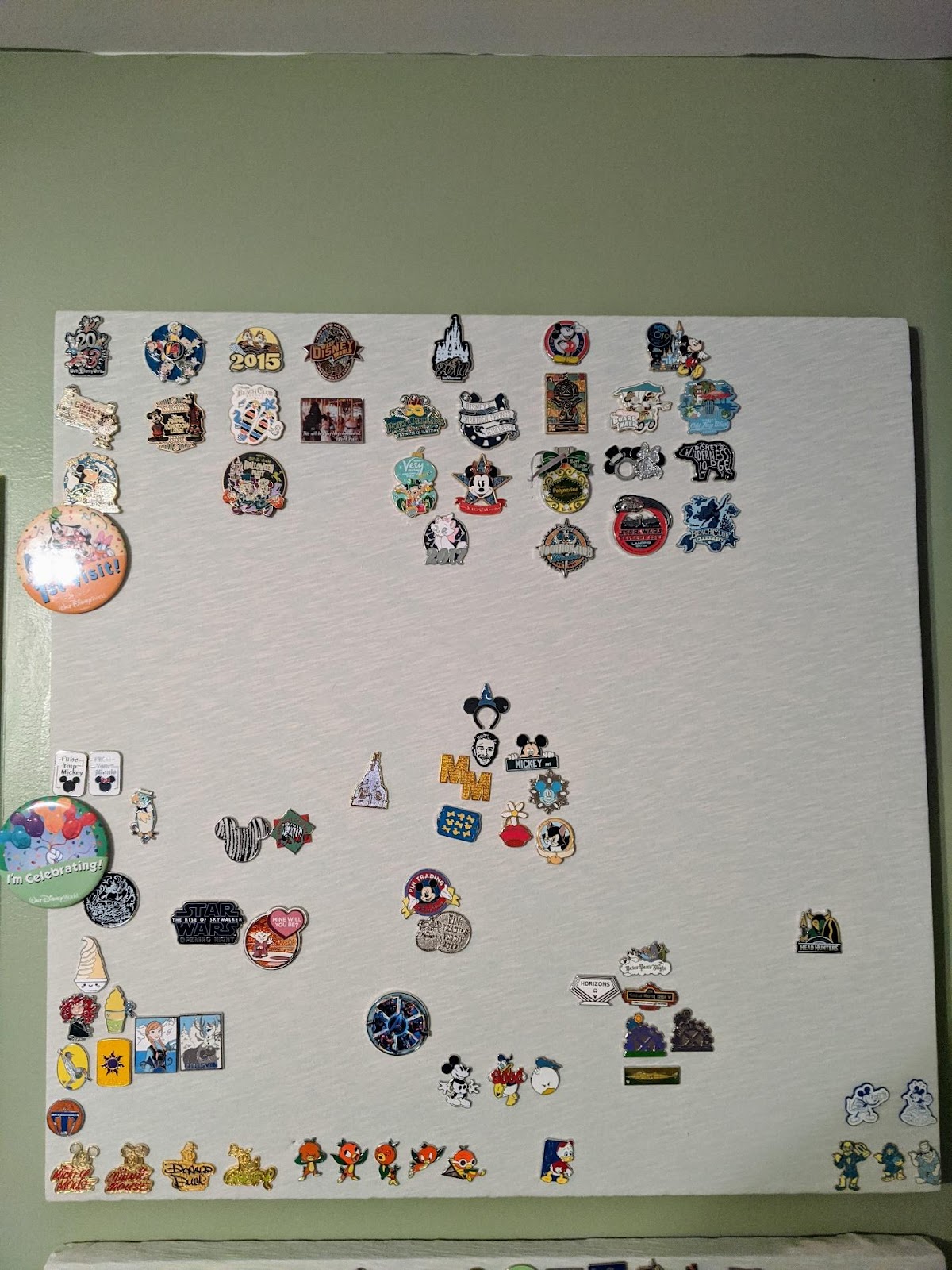 Disney Pin Trading 101 - Don't Just Fly