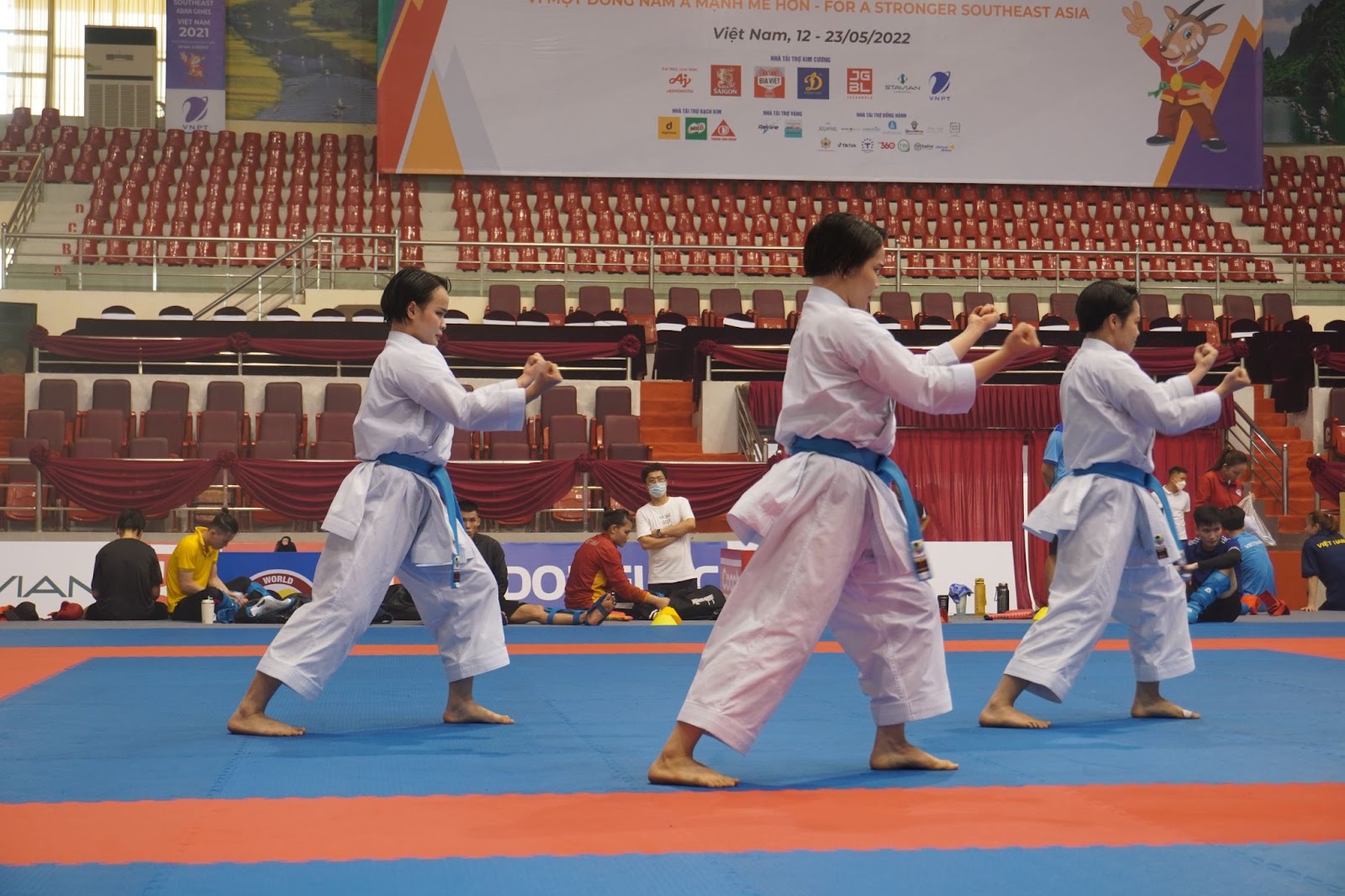 Nguyễn Thị Phương và hành trình đến với tấm huy chương Vàng tại SEA Games 31 - Ảnh 19.