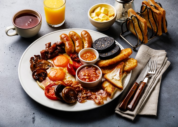 The Full English Breakfast – What Is It? (All About The Fry Up) – British  Grub Hub