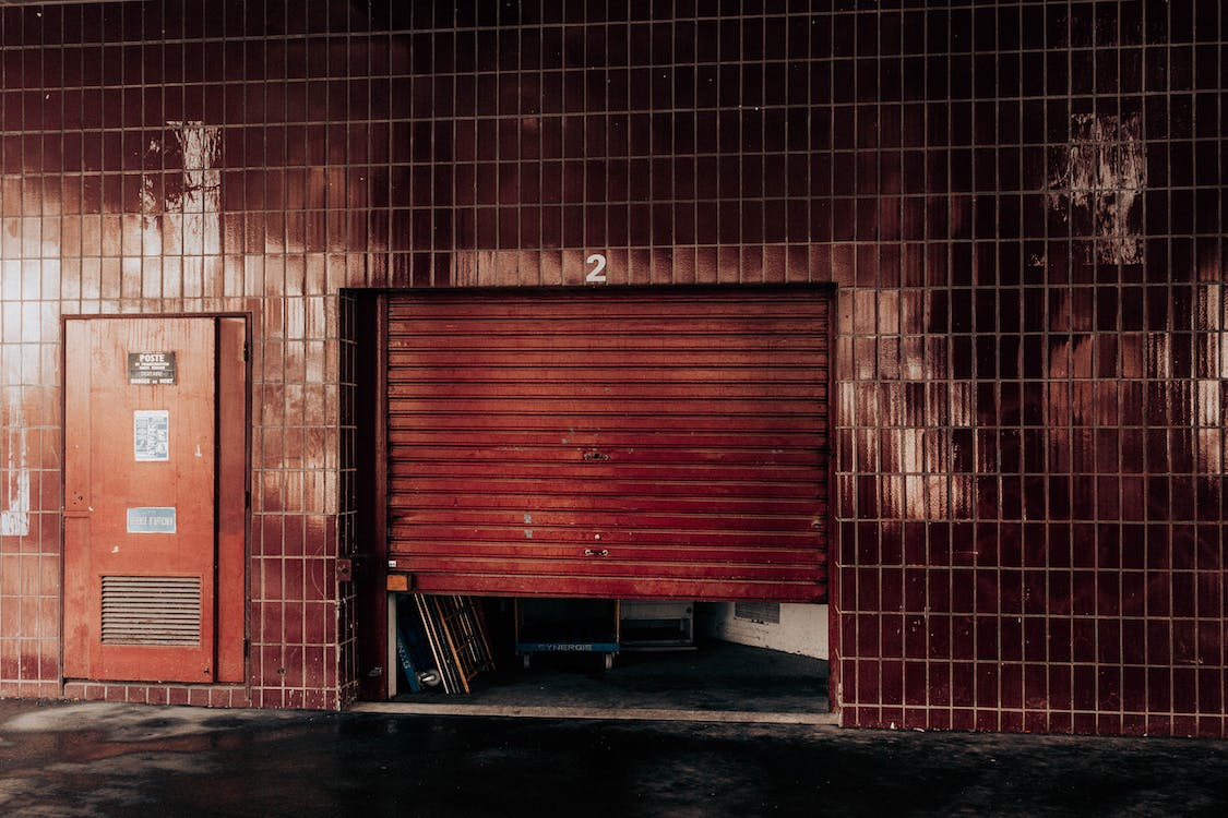 Chop shop garage door rust фото 14