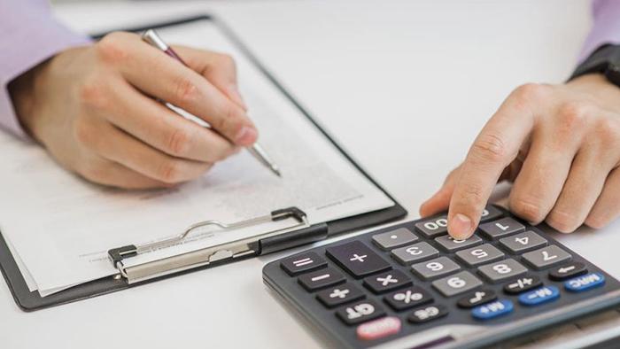 Ảnh có chứa văn bản, thiết bị điện tử, bàn phím

Mô tả được tạo tự động