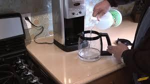 How to clean Cuisinart coffee maker 