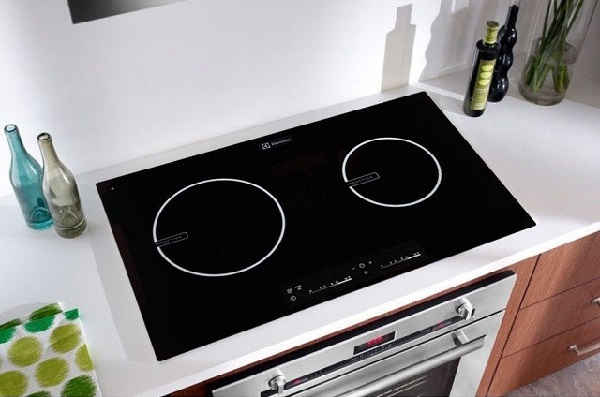 bếp từ electrolux có tốt không