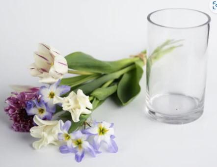 LIFT画像　花と花瓶