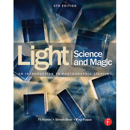 te es un libro más técnico, pero debo decir que si realmente quiere saber cómo se comporta la luz y cómo aplicarla a su fotografía, este libro es mi principal recomendación.