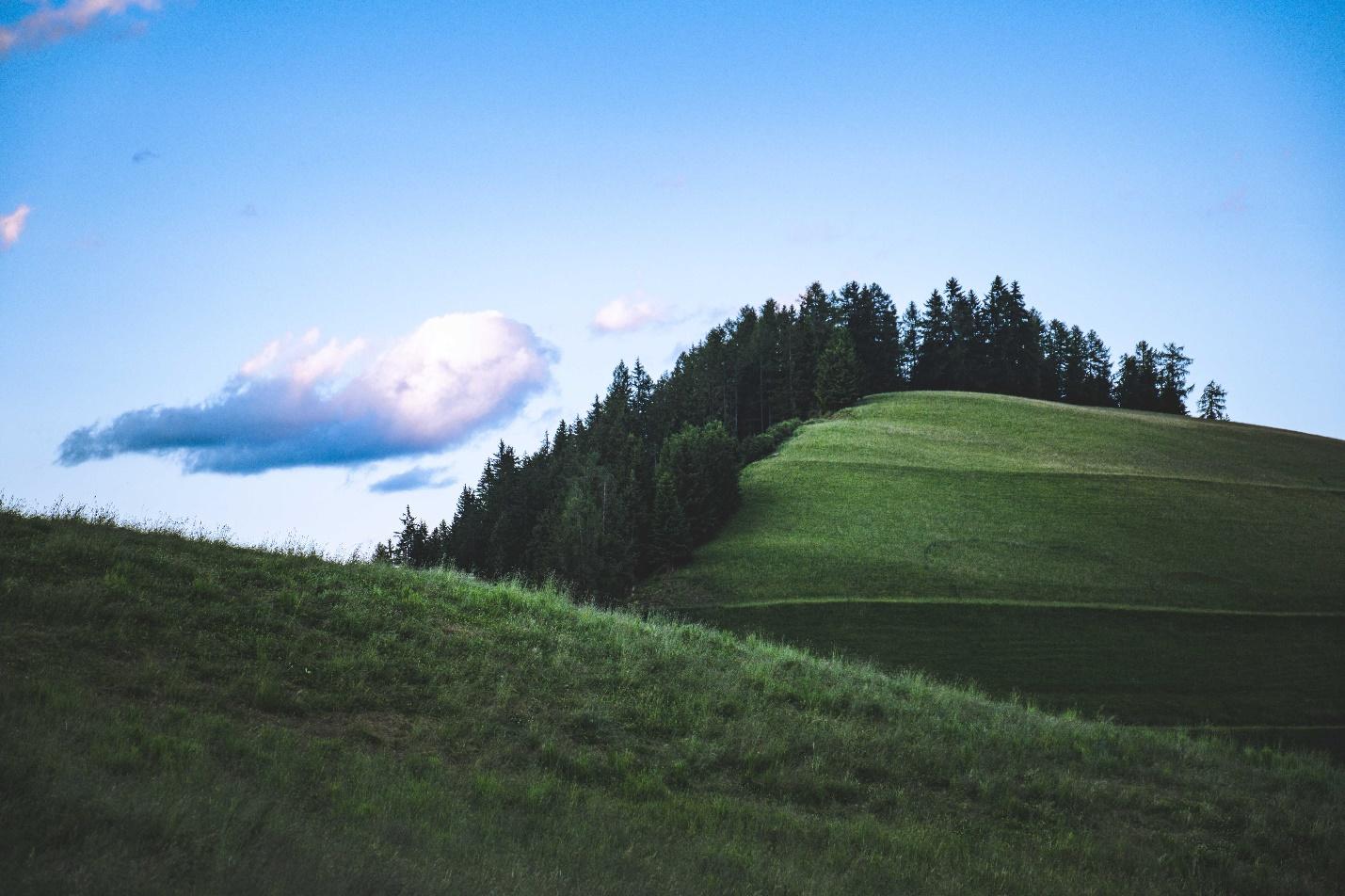 Free Бесплатное стоковое фото с голубое небо, горы, зеленый Stock Photo