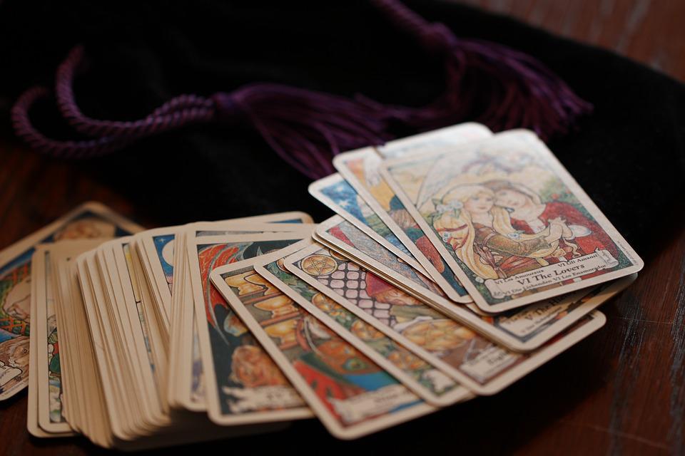 Free photos of Tarot