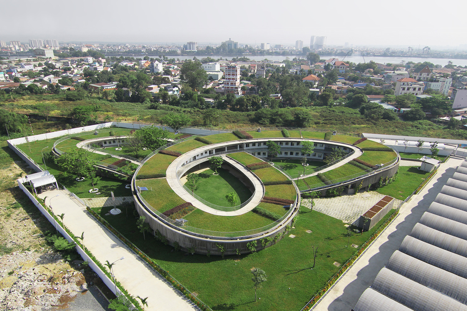 Telhado verde Vietnã Vo Trong Nghia Architects 