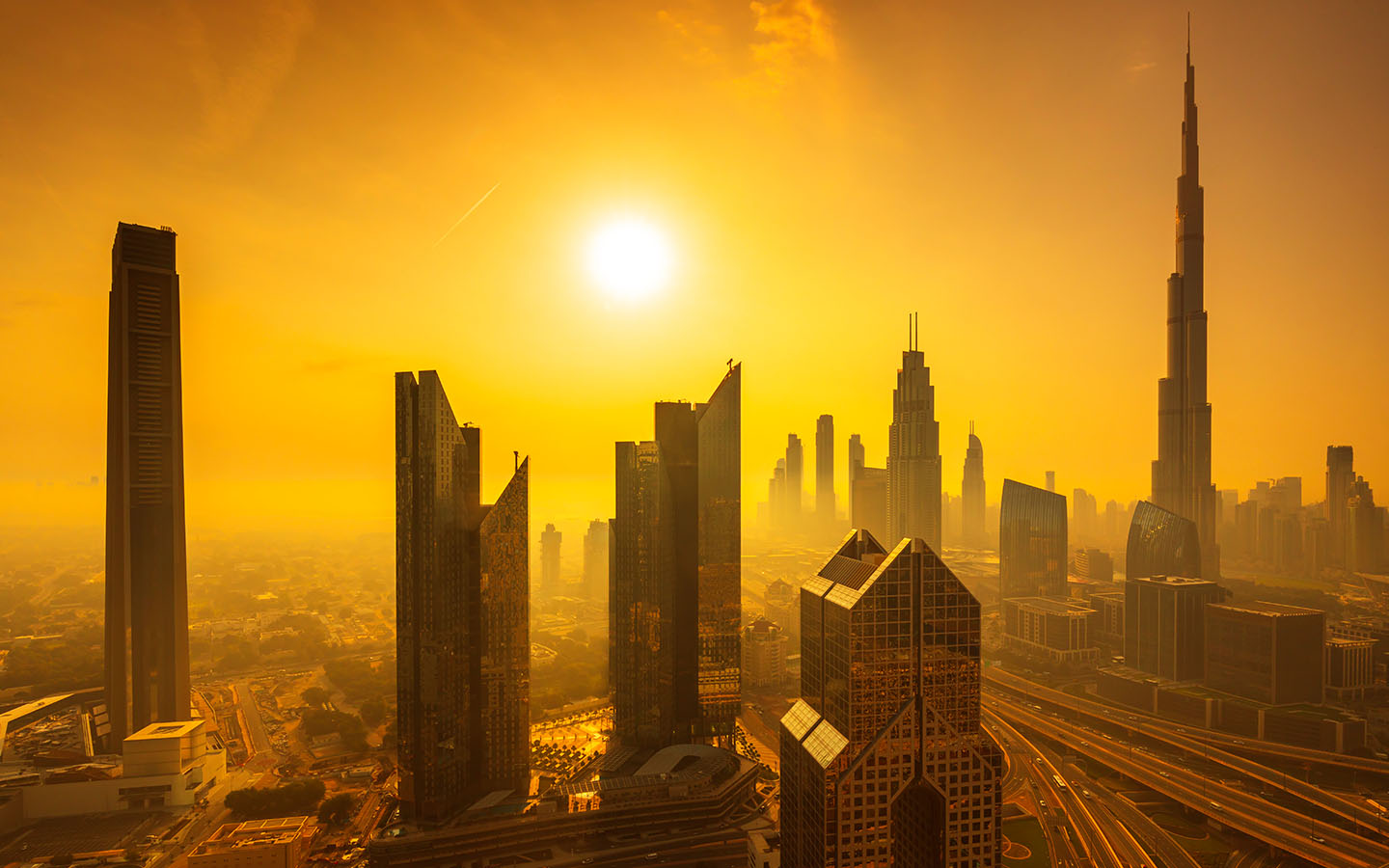 the weather in the UAE remains hot throughout the year