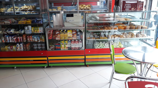 Danes Panadería & Pastelería - Quito