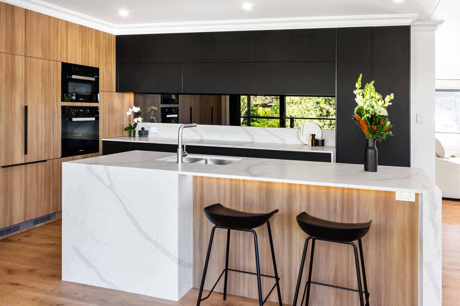 Kitchen Island - The Complete Guide to Designing a Modern Kitchen