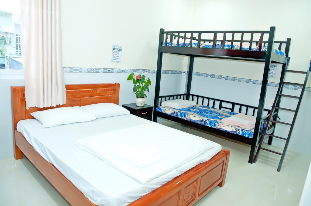 Thoại Châu 3 guesthouse homestay Châu Đốc An Giang 