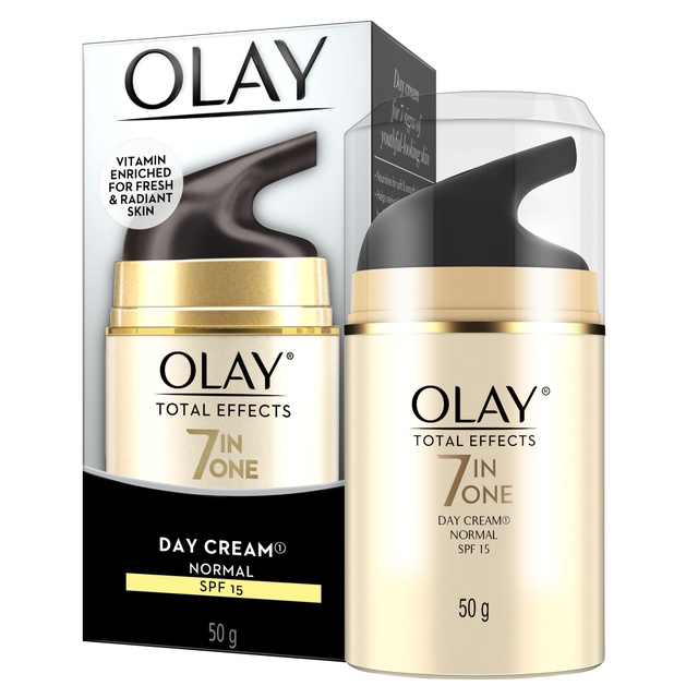 P&G Olay Total Effects 7 in One Day Cream Normal SPF 15 kaya akan kandungan vitamin yang mampu melawan 7 tanda penuaan sekaligus