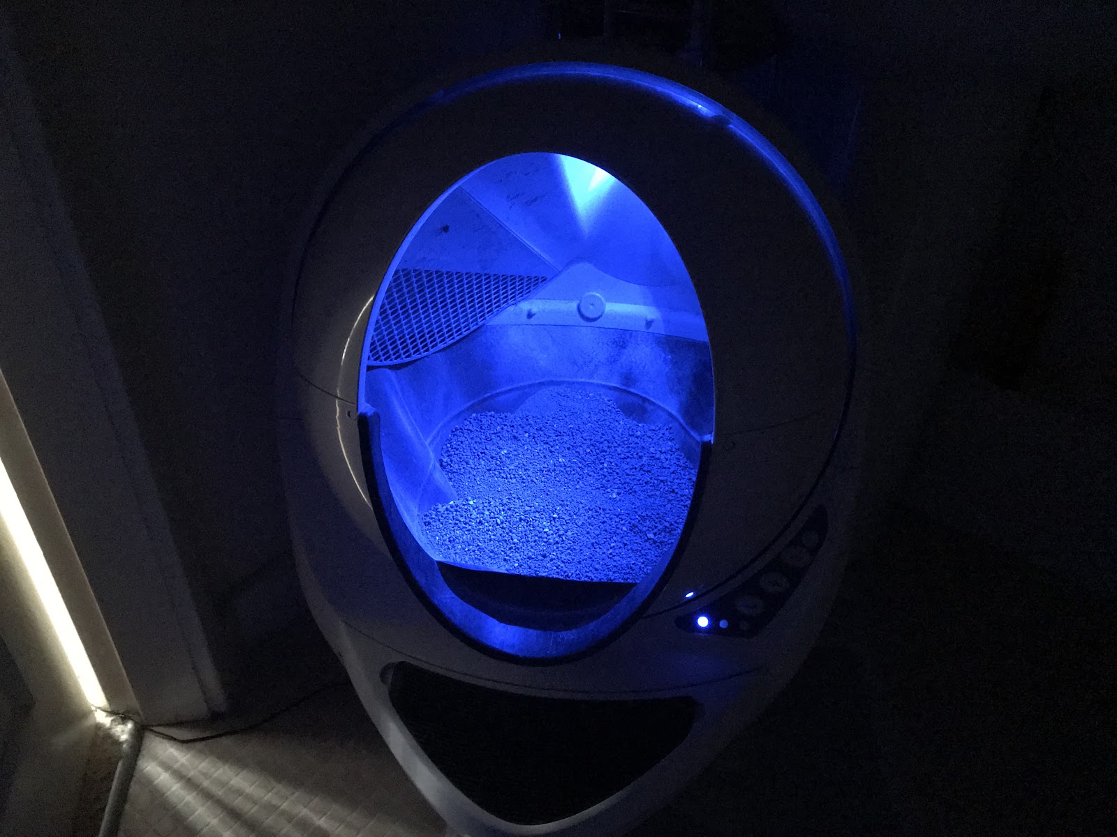 robot litter iii air open cat sleep