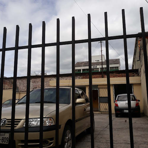 Comentarios y opiniones de Centro De Capacitación Gabriel Garcia Moreno