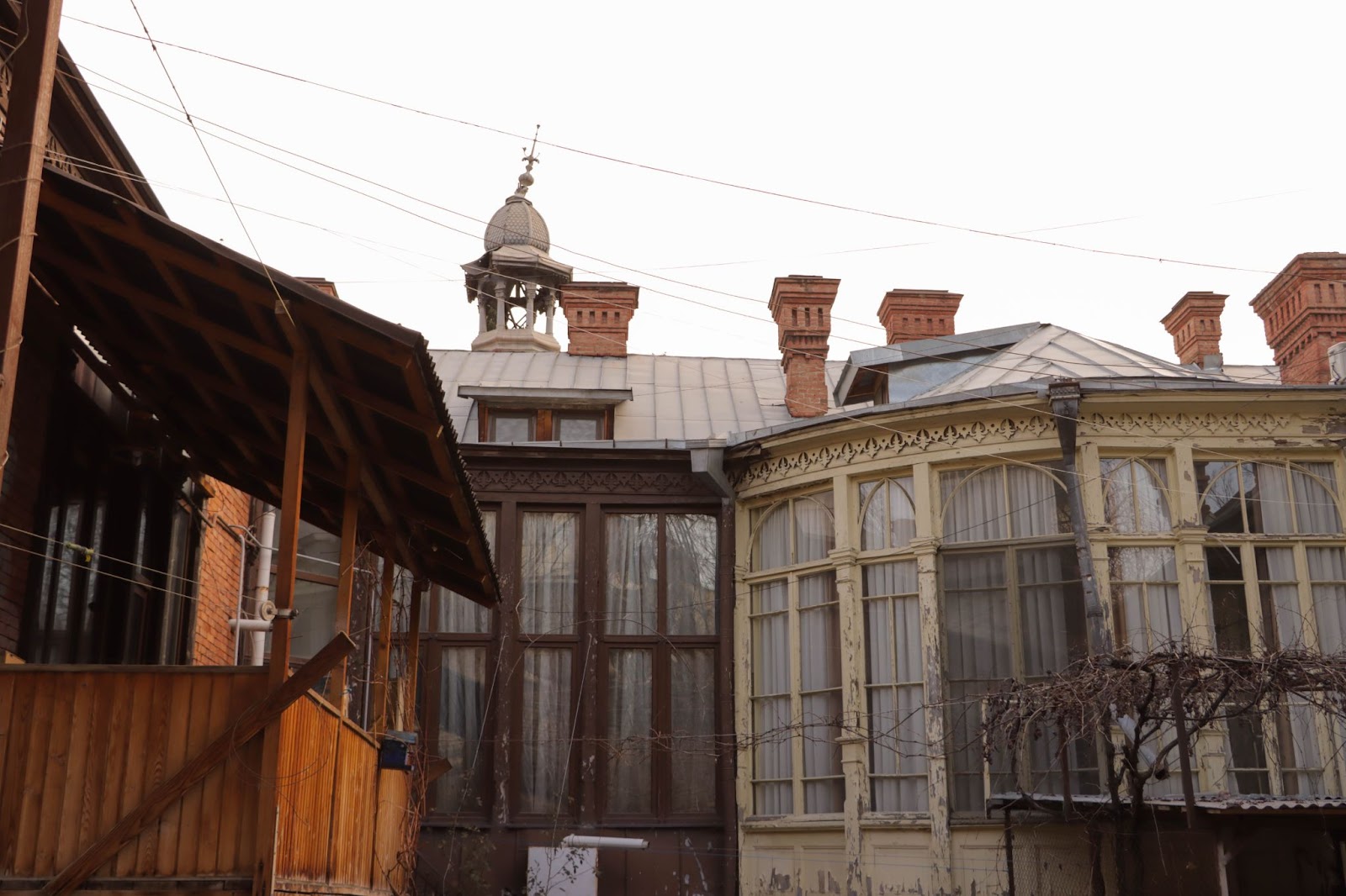 'Italian' courtyards of Tbilisi