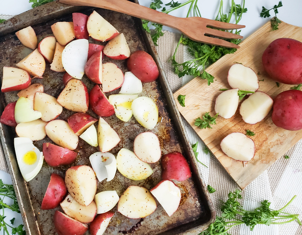 Creamy Roasted Potato & French Onion Soup #instantpotsouprecipes #crockpotsoup #frenchonionsoup