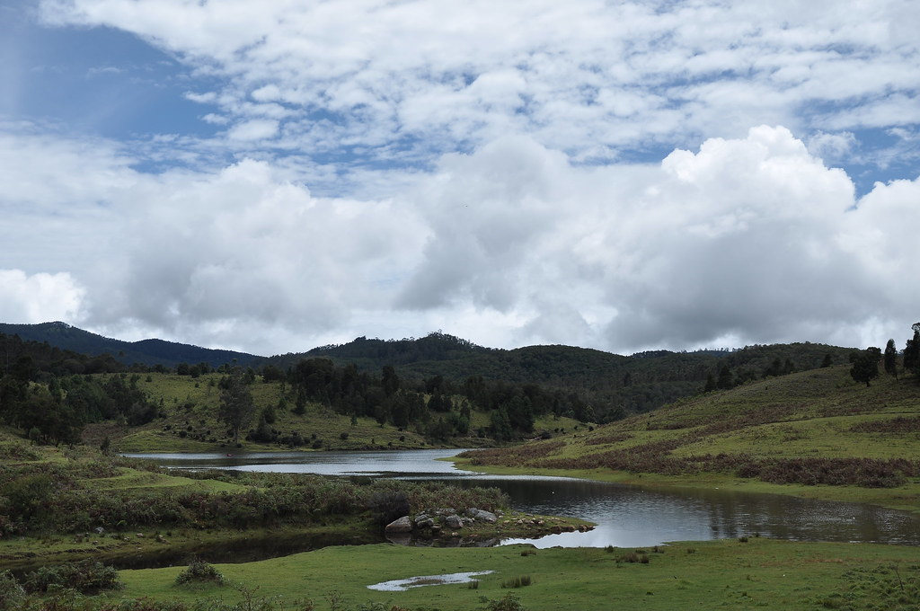 Everflowing Mannavanur Lake