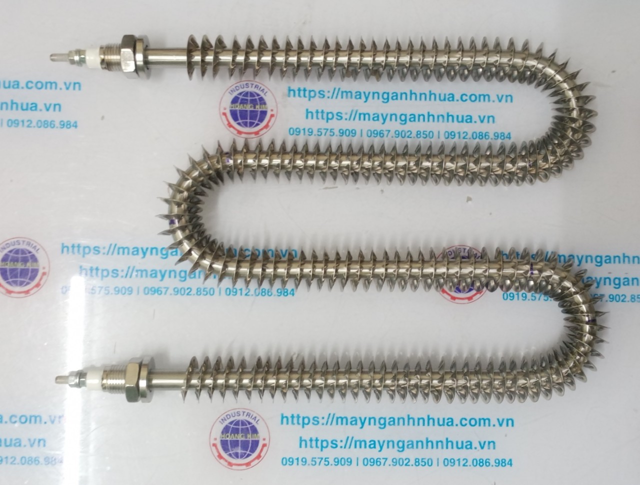 Điện trở tản nhiệt dạng M 192 phi 11,8 dài 250 điện trở 380V