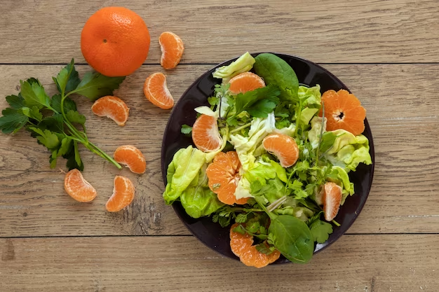 Salată de spanac cu kumquats și dressing de portocale