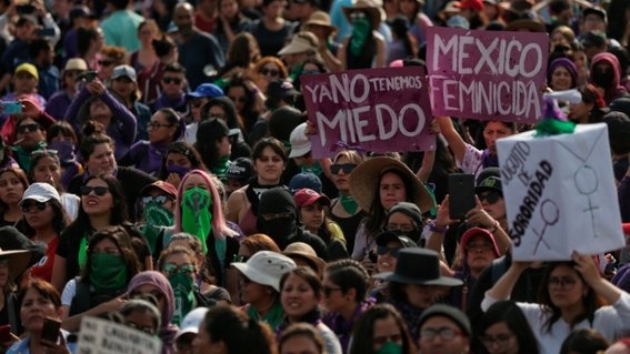 feministas convocan a marcha por el 25n y piden que no haya policias 2