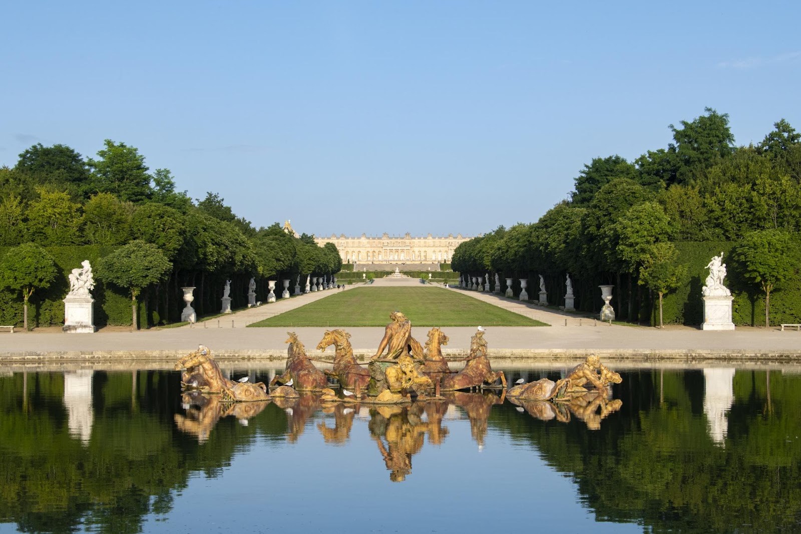 Palace of Versailles, Apollo Fountain as a Pond Fountain