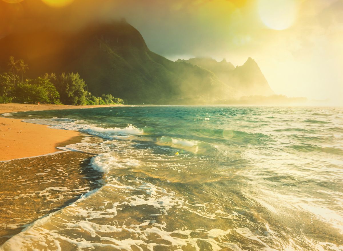 How long does it take to drive around Kauai island? (Best stops)