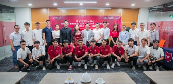 TRƯỜNG ĐẠI HỌC VĂN LANG KÝ KẾT HỢP TÁC GIÁO DỤC VỚI CÔNG TY ALKAVIVA VIỆT NAM
