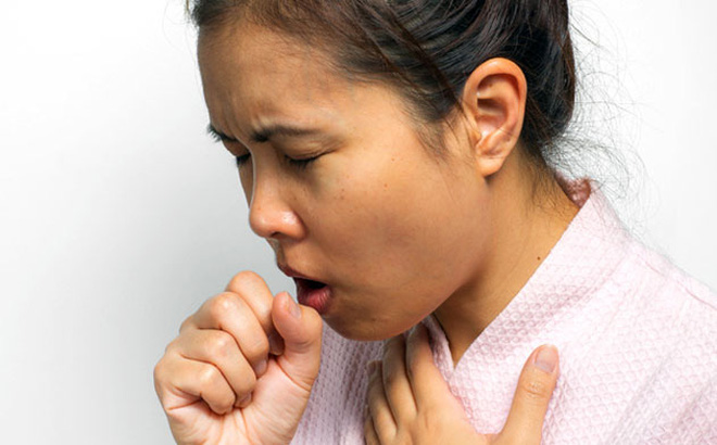 Ho thường xuyên, kéo dài nhiều năm do giãn phế quản