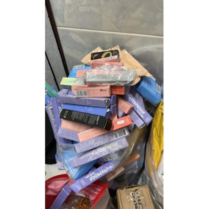 Cách mua kiện hàng boom trên Shopee