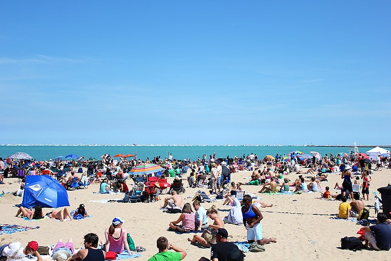 Air-And-Water-Show-Crowd