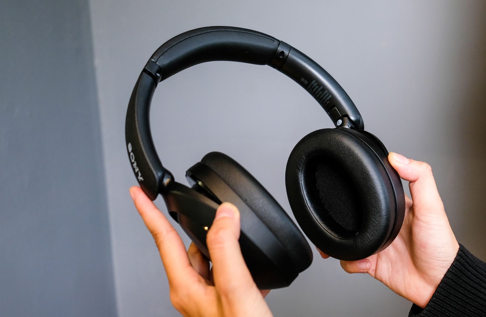 Đánh giá tai nghe Sony WH-XB910N: Bass mạnh, chống ồn tốt, giá dưới 5 triệu đồng - Ảnh 9.