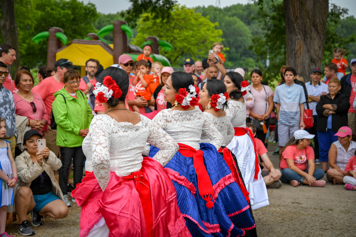 intercultural presentation at the 1K for kids