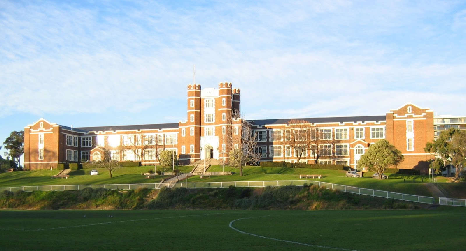 The 'Castle on the Hill': Melbourne High School 