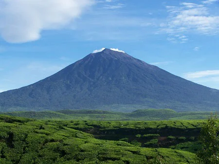 Gunung-Kerinci-Jambi