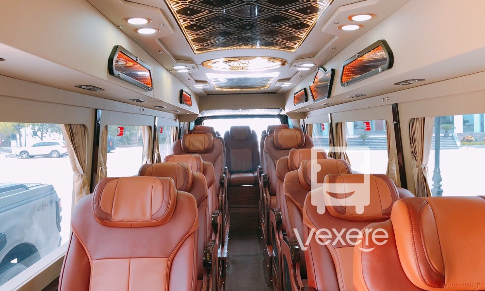 Nội thất xe New Travel đi Sapa từ Hà Nội