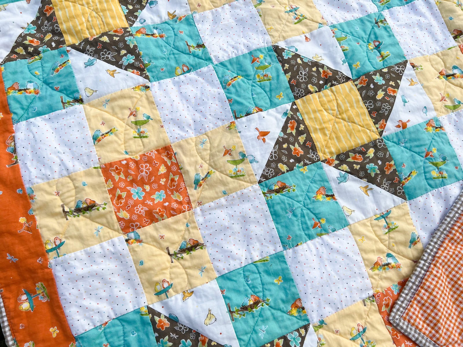 closeup of free motion quilting