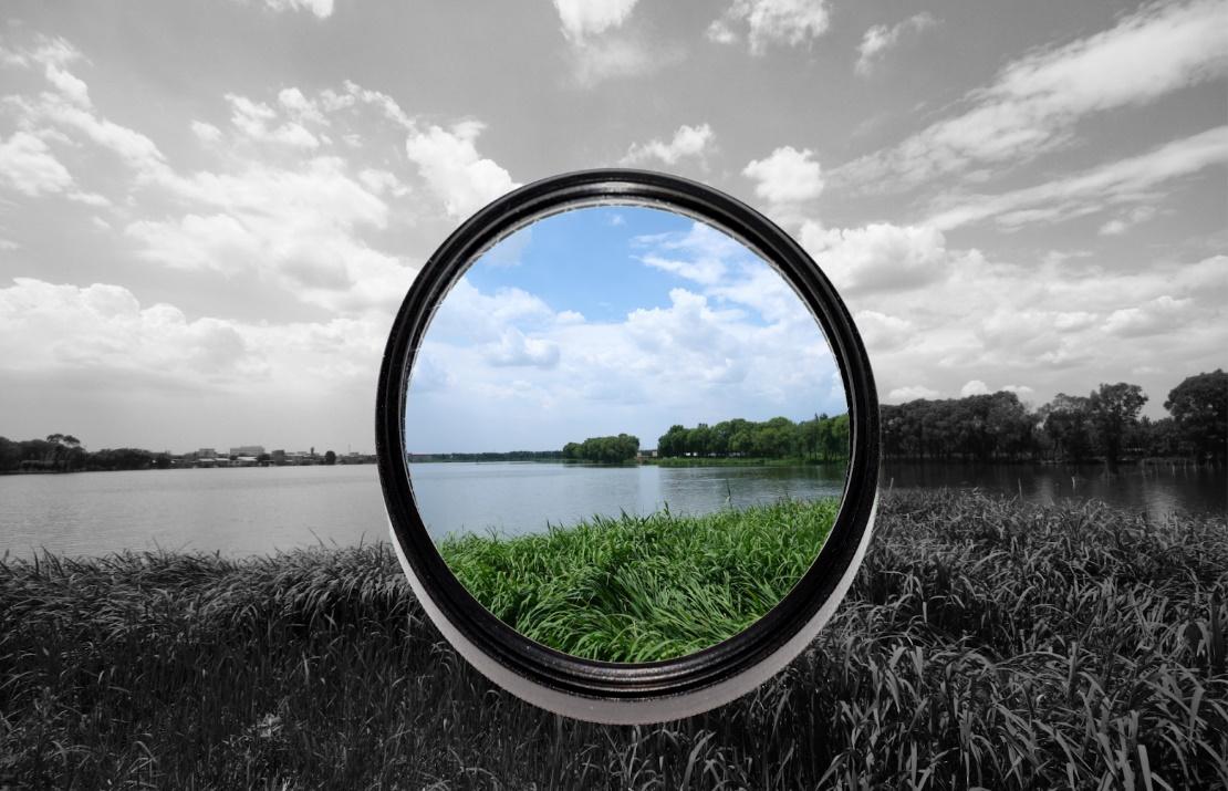 Reflexo de espelho de água

Descrição gerada automaticamente