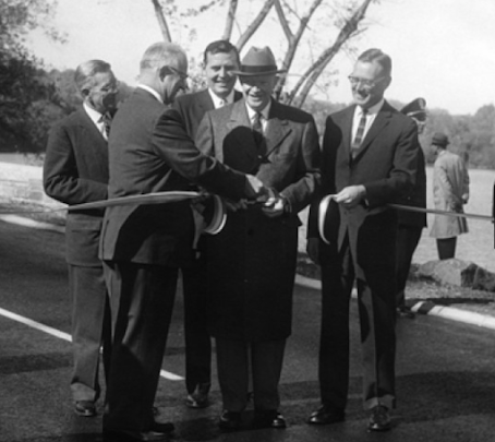 Dwight D. Eisenhower and the birth of the Interstate Highway System
Image from https://bit.ly/3wqjD9a