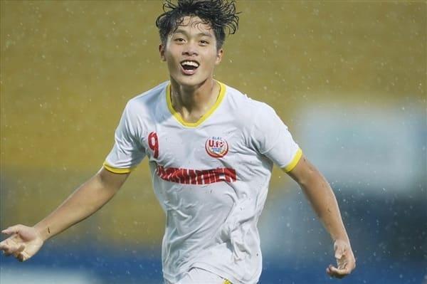 Tiền đạo Nguyễn Quốc Việt - một trong những nhân tố được xem là chủ chốt trong đội tuyển U23 Việt Nam năm 2022