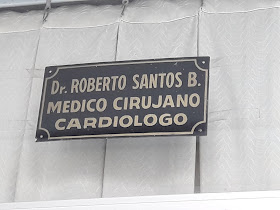 Dr. Roberto Santos B.