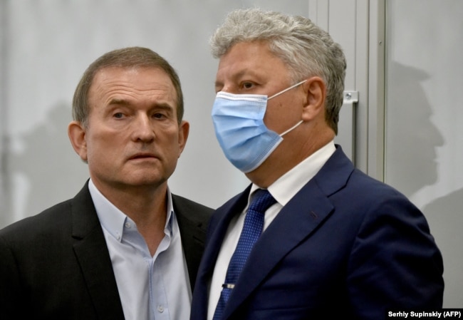Народні депутат України від ОПЗЖ Віктор Медведчук (ліворуч) та Юрій Бойко