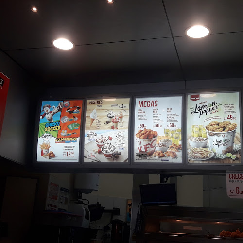 C.C. Real Plaza, Plaza gourmet, 1er piso, Trujillo 13008, Perú