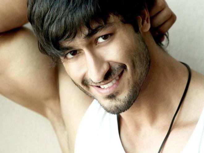 Vidyut-Jamwal-Pardaphash-77899.jpg