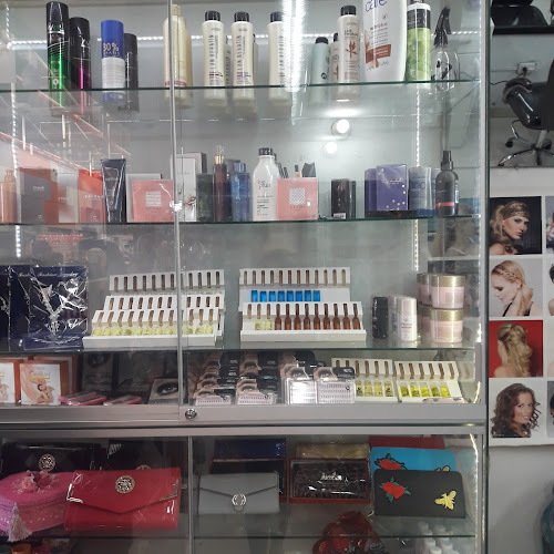 Emilia Peluqueria Spa - Cerro Colorado