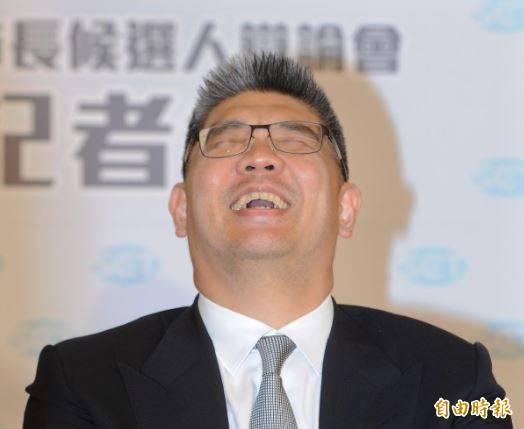 連勝文稱蔡政府應該跟美國總統拜登「認錯」,並要來5萬支,或至少2、3萬支疫苗給前縣醫護人員施打。(資料照)