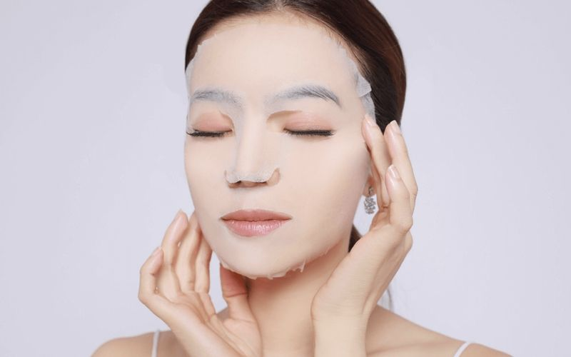 Đắp mặt nạ dưỡng da Double Effect Mask Aely's Lab đúng cách