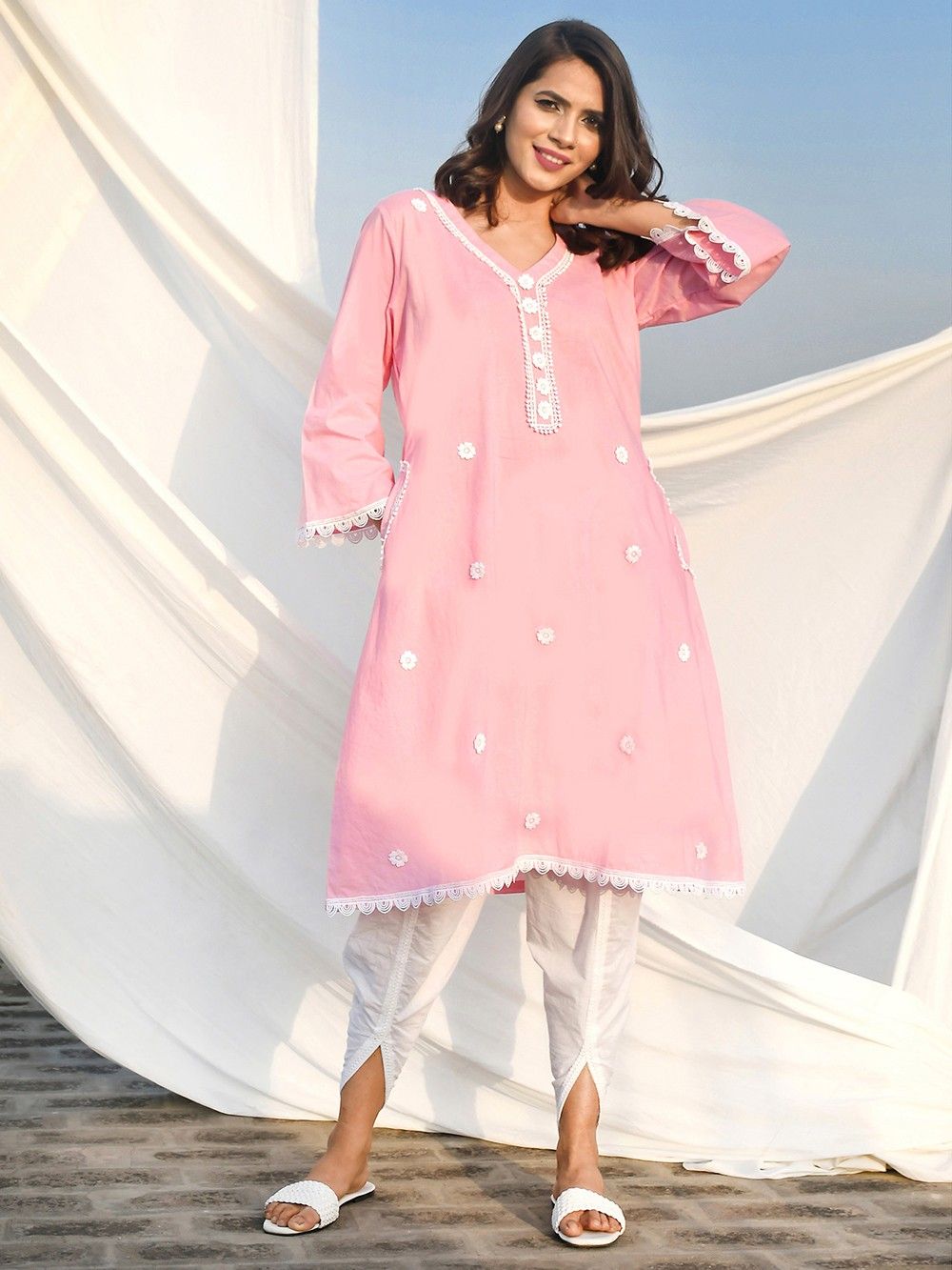 the loom - Pink Applique Work Cotton A-Line Kurta