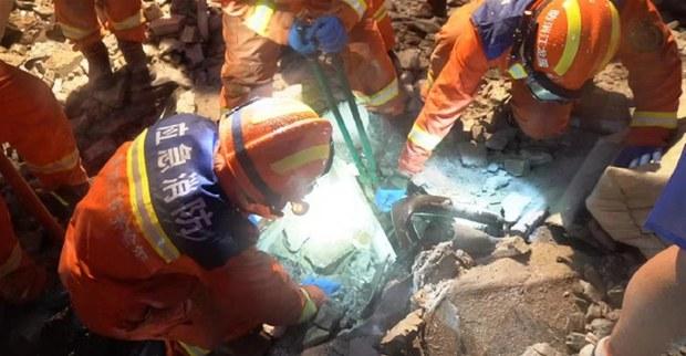 齊齊哈爾中學體育館垮塌已致11名學生亡　傷亡學生家長遭維穩