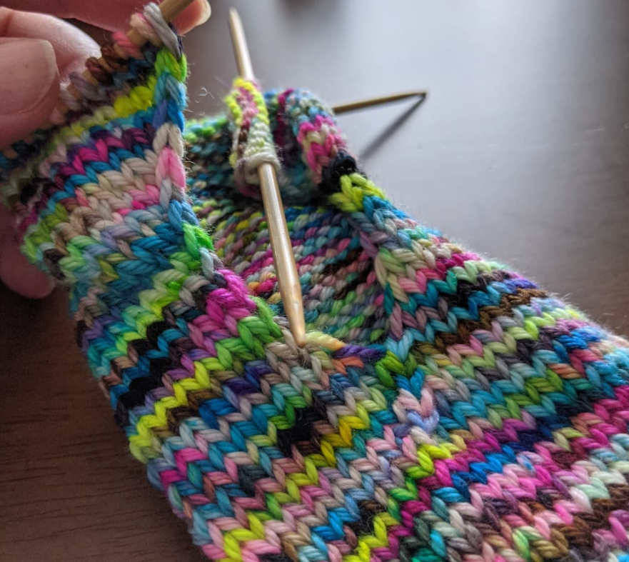 knitting a scarf